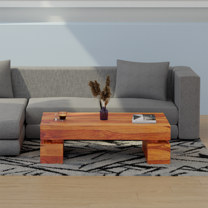 Kaffee Sheesham Wood Coffee Table In Light Reddish Honey Color
